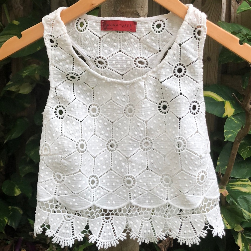 Signature8 Crop Top